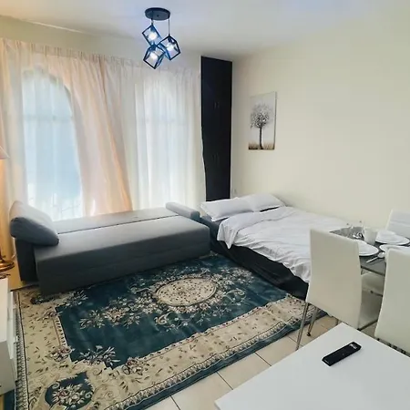 Newly Furnished Cozy One Bed Room Apartment 2 Bathroom City View Дубай Экстерьер фото
