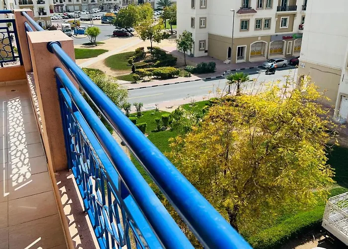 Newly Furnished Cozy One Bed Room Apartment 2 Bathroom City View