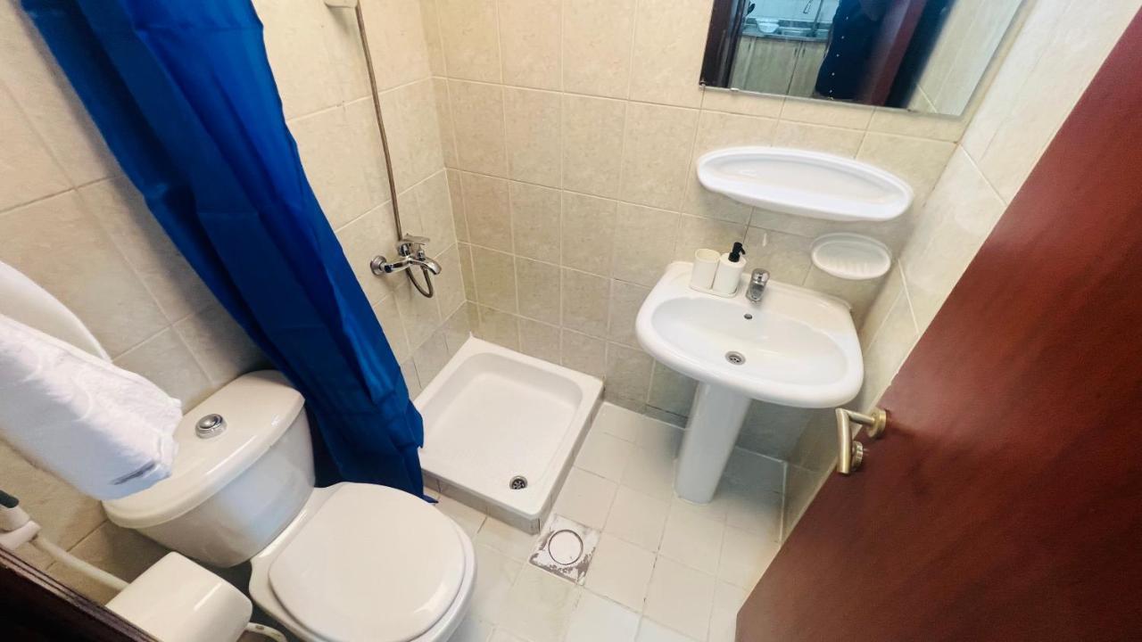 Newly Furnished Cozy One Bed 2 Bathroom View Apartment Dubai